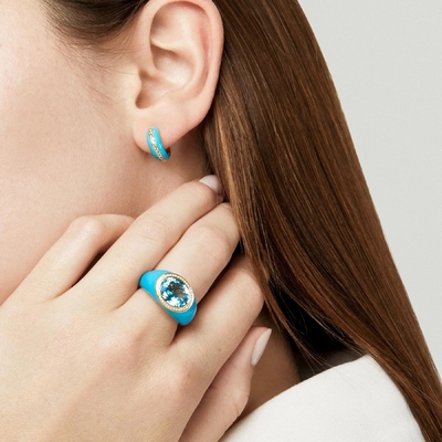 Micro Insert 18K Oro Revestido Topazo Azul Esmaltado Moda Anillos de Latón Mujeres