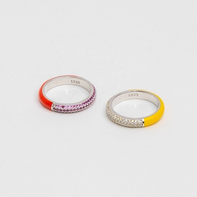 Elegante 925 de plata esterlina 18k de oro amarillo medio zircón medio anillo de esmalte