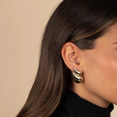2024 Double Teardrop Fashion 18K Orecillos Revestidos con Oro y aceptación de logotipo personalizado
