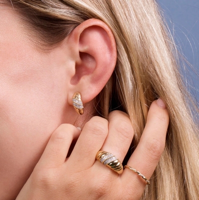 Platino Revestimiento redondo de corte brillante Anillo de cúpula de diamante para mujeres Joyería fina OEM / ODM