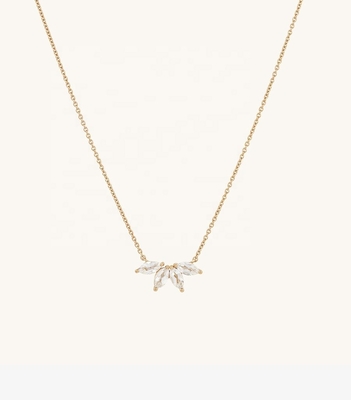 Collar de plata 925 14K de 18 pulgadas con colgante de topacio marqués y diamantes blancos.