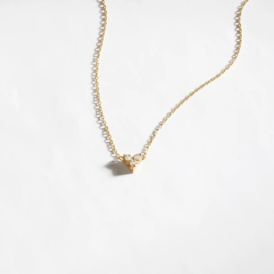 Colgante de zircón de oro de 18K. Cadena de plata trio. Collar de zircón de diamantes cúbicos.