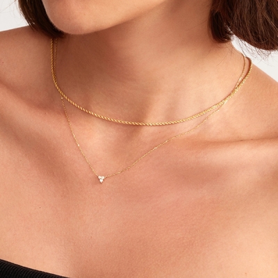 Colgante de zircón de oro de 18K. Cadena de plata trio. Collar de zircón de diamantes cúbicos.