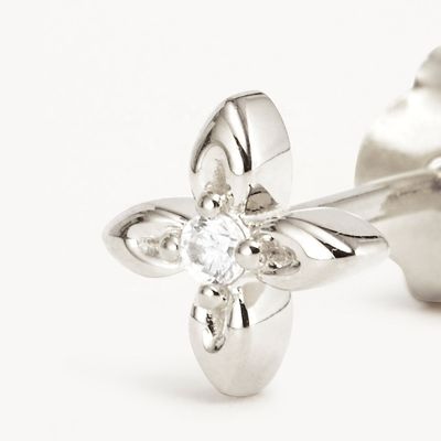 Pendientes de botón de plata de ley 925 con diseño de flor, tamaño pequeño para uso diario