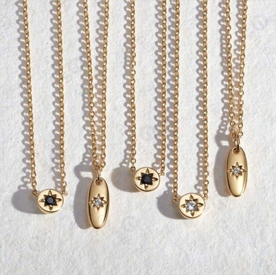 Collar de colgante de disco de diamante para el uso diario