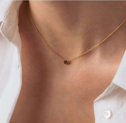 Collar de colgante de disco de diamante para el uso diario