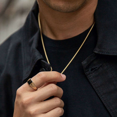 Cadena de collar con caja redonda chapada en oro de 18K hecha a mano con envío rápido y logotipo personalizable