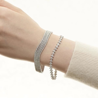 Diseñador 18K Oro 925 Plata Esterlina Flor Encanto Mujeres Pulsera de tenis con ZIRCON