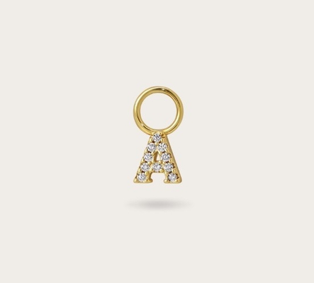 Logotipo 925 y personalizado Mini 18K Oro Charm inicial 925 Plata Esterlina colgante personal