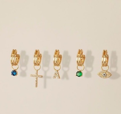 Logotipo 925 y personalizado Mini 18K Oro Charm inicial 925 Plata Esterlina colgante personal