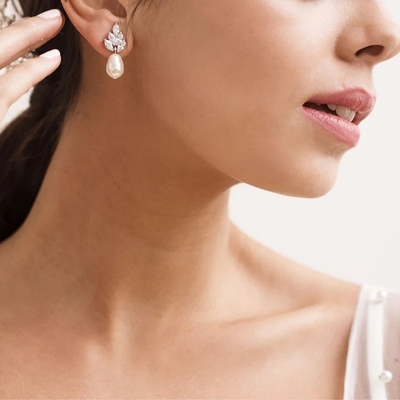 18K dorados de hojas de auriculares de novia blancos perlas de hojas de auriculares de boda