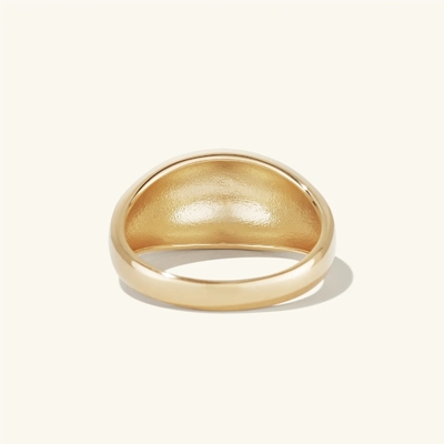 El diseño audaz del anillo de cúpula de plata esterlina 925