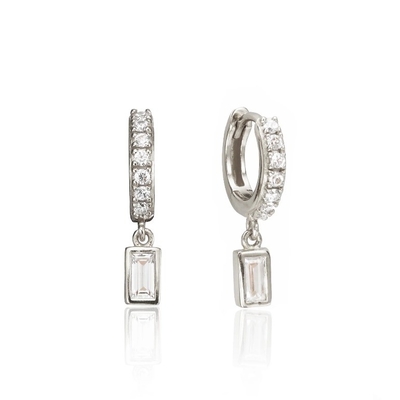 Los pendientes de oro 925 de plata para el aniversario, el compromiso.