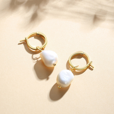 925 plata esterlina 18K dorada de agua dulce perlas de oro perlas de aro de orejas para mujeres estilo de moda