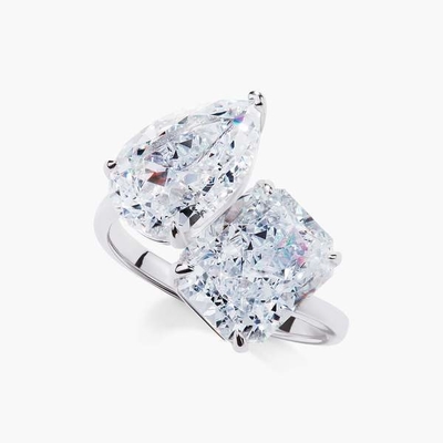 Anillo de compromiso de 925 de plata de dos piedras con punta y piedras blancas CZ