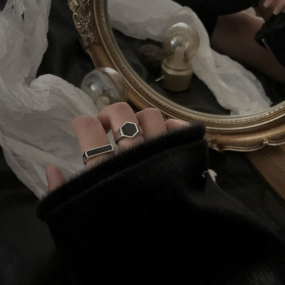Anillos de manguito de ágata negra de oro 14K en plata 925 para individuos conscientes del estilo