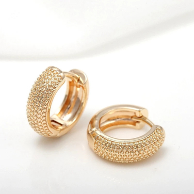 Eco Amigable 18K Oro Revestido Multi Pequeños Pozos de Perlas de aro para Mujeres Niñas 2021