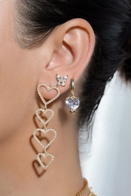 Clásico estilo 925 de plata esterlina dorada cubicada de zirconia mariposa auriculares