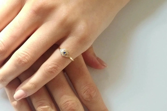 925 de plata esterlina Evil Eye Anillo de banda de diamante con platado de plata estilo clásico