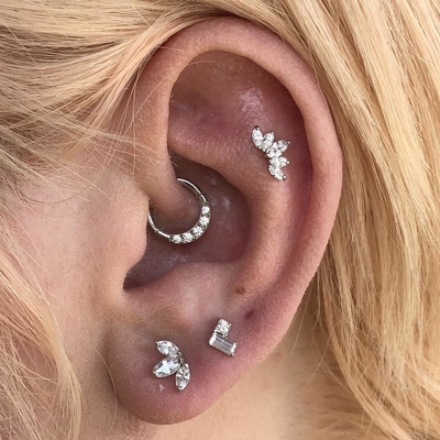 Revestimiento de oro rodio auriculares de rodillo blanco CZ para mujeres estilo de uso diario