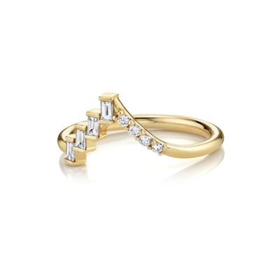 Ofrecemos diamantes redondos OEM y baguettes Triángulo ecléctico Anillo de plata para mujeres
