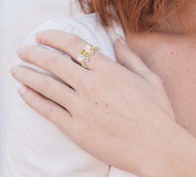 Joyería fina Anillo de mariposa de ópal etíope multicolor Oro amarillo sobre plata esterlina
