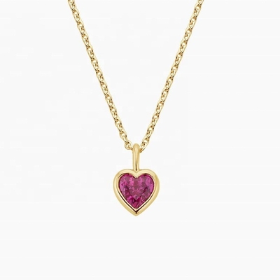 Collar clásico 925 de plata esterlina en forma de corazón de esmeralda