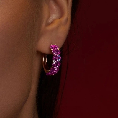925 de plata ovalado verde CZ Los aretes de aro femenino 18K Oro Media Eternidad Banda