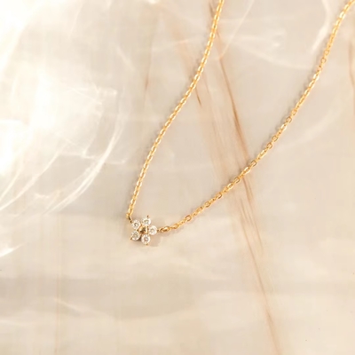 Collar de flores de plata de ley 925, exquisito y moderno, con baño de rodio, para compromiso, boda, fiesta, regalo perfecto para novias