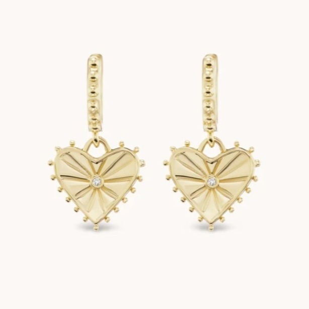 14K Dorado Dangle Drop Heart Huggies Los aretes para mujeres son 925 de plata esterlina