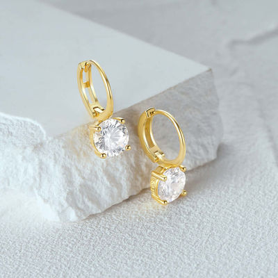 925 de plata esterlina Llegó 18K dorado solitario blanco cúbico zircón abrazos pendientes