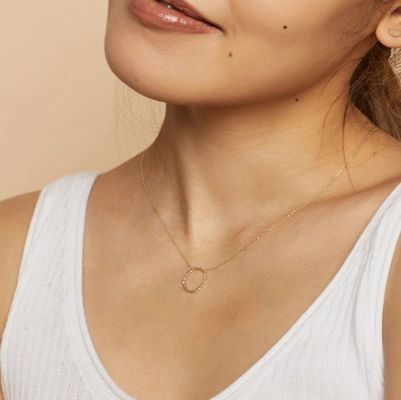 Collar con colgante de plata de ley 925 chapado en oro de 14 quilates con diseño retorcido y cadena de eslabones de 16 pulgadas de largo