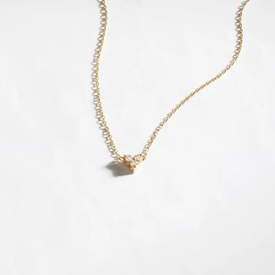 Colgante de zircón de oro de 18K. Cadena de plata trio. Collar de zircón de diamantes cúbicos.