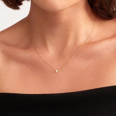 Colgante de zircón de oro de 18K. Cadena de plata trio. Collar de zircón de diamantes cúbicos.