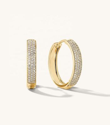 18K Dorado Revestido Micron Pave Huggies 925 Oro Esterlina Los aretes de las mujeres