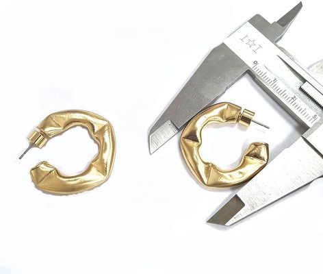 Personalizar los pendientes de gancho de latón grueso pulidos pequeños pendientes de gancho de latón