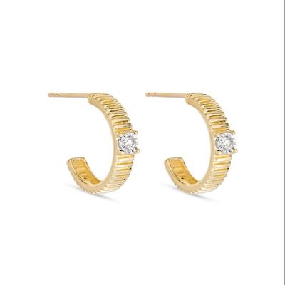 Mujeres Cubicos Zirconia Diamante Zócalo Aretes de latón Redondo Corte Brillante