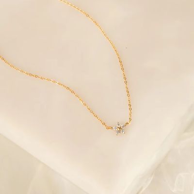 Collar de flores de plata de ley 925, exquisito y moderno, con baño de rodio, para compromiso, boda, fiesta, regalo perfecto para novias