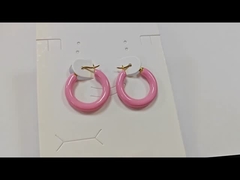 925 Logotipo personalizado 18K dorado rosado con esmalte de esmalte, pendientes de abrazo para mujeres