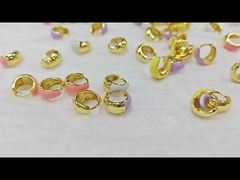 Mujeres personalizadas Joyería fina 18K Oro Duro Cúpula Esmaltado Pequeños Aretes Huggie