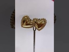 Orecillos de plata plana