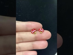 Lujo Ligero: Diseños Cómodos de Cobre y Plata.